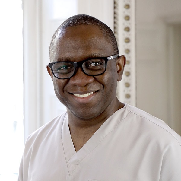 Dr Opeoluwa Sodeinde, Specialist in Periodontics